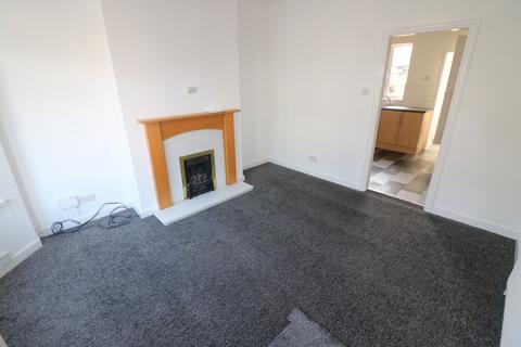 2 bedroom end of terrace house to rent - Huntingdon Street, Hull