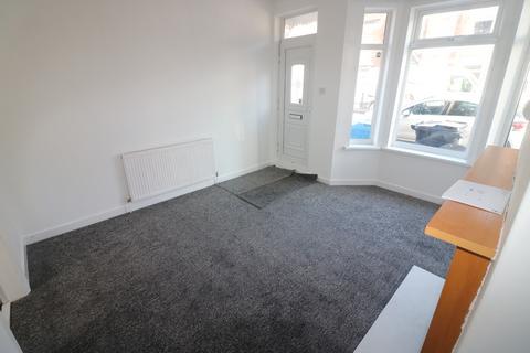 2 bedroom end of terrace house to rent - Huntingdon Street, Hull