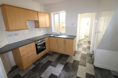 2 bedroom end of terrace house to rent - Huntingdon Street, Hull