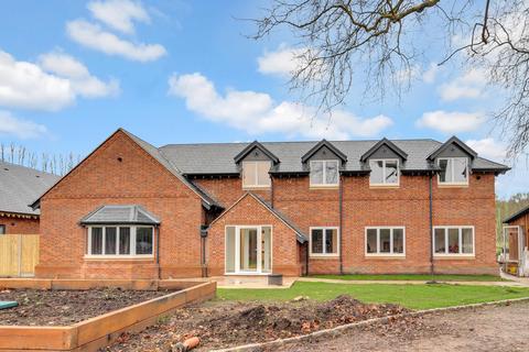 5 bedroom detached house for sale, Amersham Road, Gerrards Cross