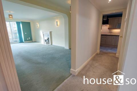 2 bedroom apartment for sale, Keverstone Court, 97 Manor Road, East Cliff, Bournemouth, BH1