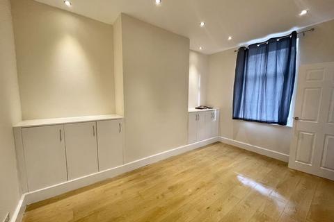 174 Convamore Road, Grimsby, DN32 9HR