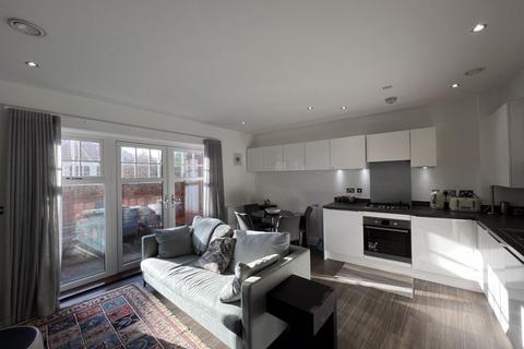 2 bedroom flat for sale, Bunns Lane, Mill Hill