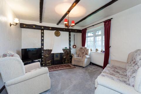 5 bedroom farm house for sale - Lamberts Lane, Congleton