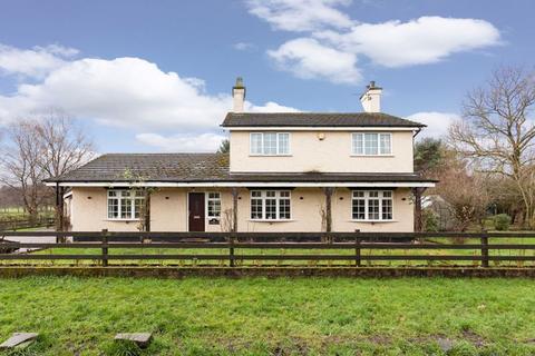 5 bedroom farm house for sale - Lamberts Lane, Congleton
