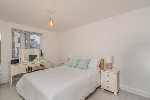 2 bedroom apartment for sale, 38 Guildford Avenue, Kingsmead, Milton Keynes,