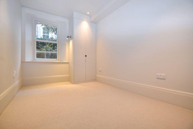 Double Size Bedroom