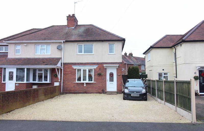 Church Road, Stourbridge DY8 2 bed semidetached house for sale £199,950