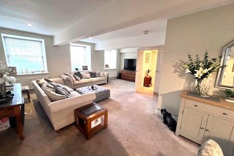 2 bedroom duplex for sale, 5 Calver Mill Calver Derbyshire S32 3YU