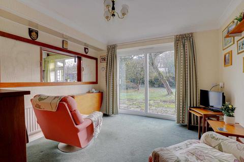 7 Autumn Close, Emmer Green, Reading, RG4 8UL