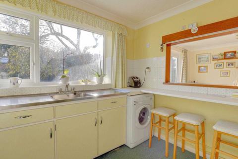 7 Autumn Close, Emmer Green, Reading, RG4 8UL