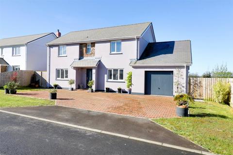 4 bedroom detached house for sale, Marshalls Mead, Beaford, Winkleigh, Devon, EX19
