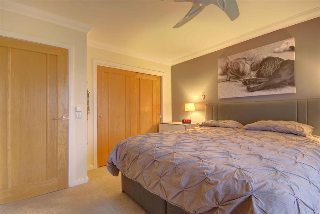 PRINCIPLE BEDROOM with EN SUITE