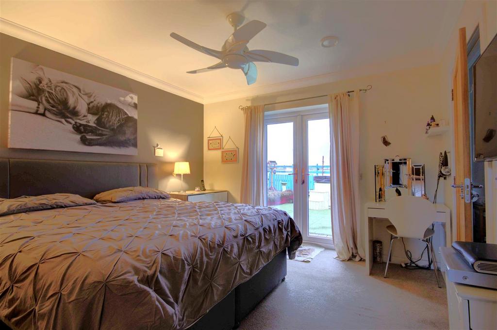 Principle bedroom