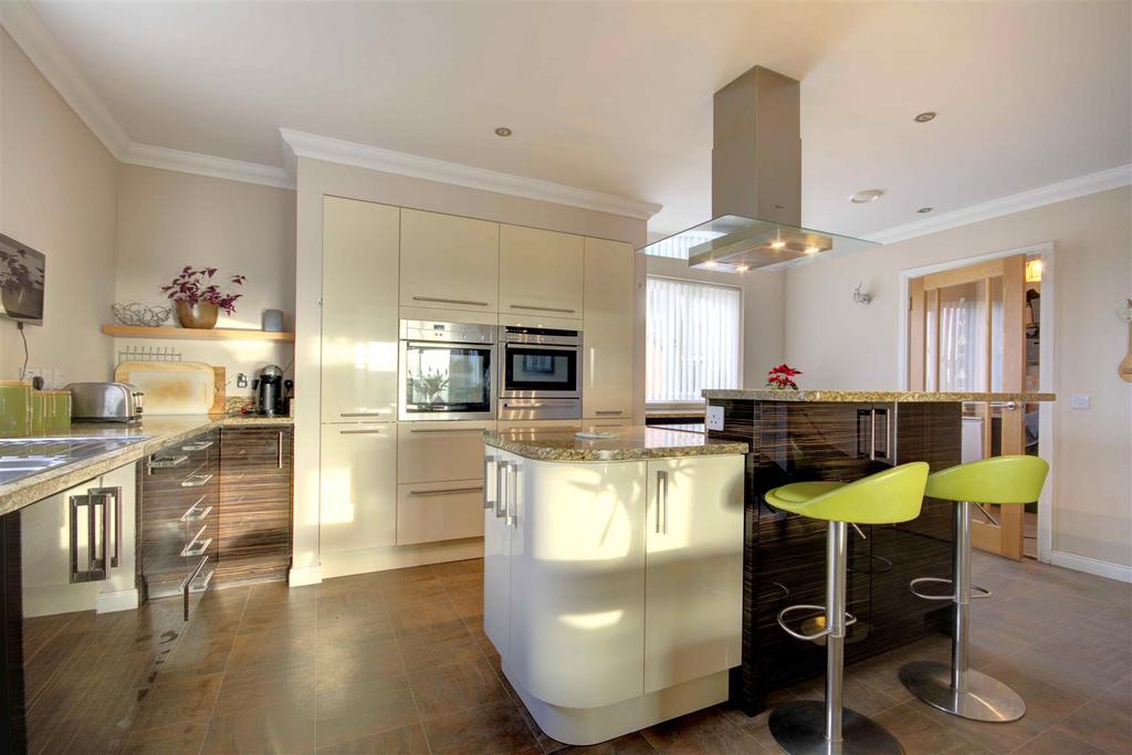Kitchen diner