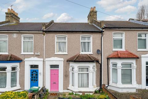 67 Glenfarg Road, London, SE6 1XN