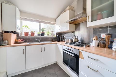 67 Glenfarg Road, London, SE6 1XN