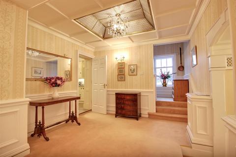 undefined, Hall Park, Swanland, North Ferriby