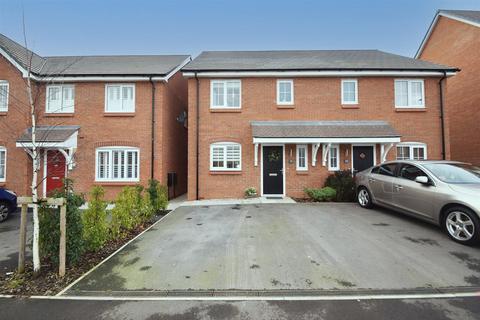 3 bedroom semi-detached house for sale - Whitfield Crescent, Shrewsbury