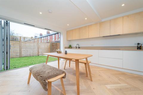 174a Manley Road, Manchester, M16 8NE