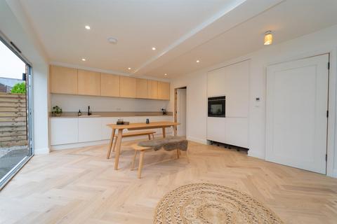 174a Manley Road, Manchester, M16 8NE