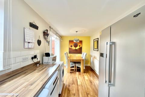 14 Caddy Close, Birtley, Chester Le Street, DH3 1GJ