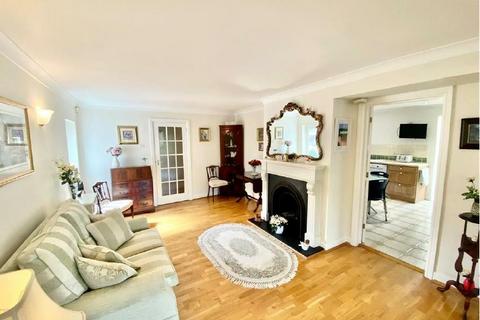 17 Colston Crescent, Goffs Oak, Waltham Cross, EN7 5RS