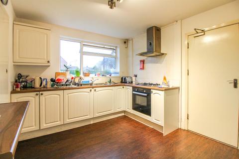 4 bedroom maisonette for sale, Whaddon Chase, Aylesbury