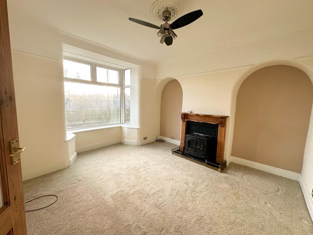 Aireview Terrace, Broughton Road, Skipton 3 bed end of terrace house for sale £225,000