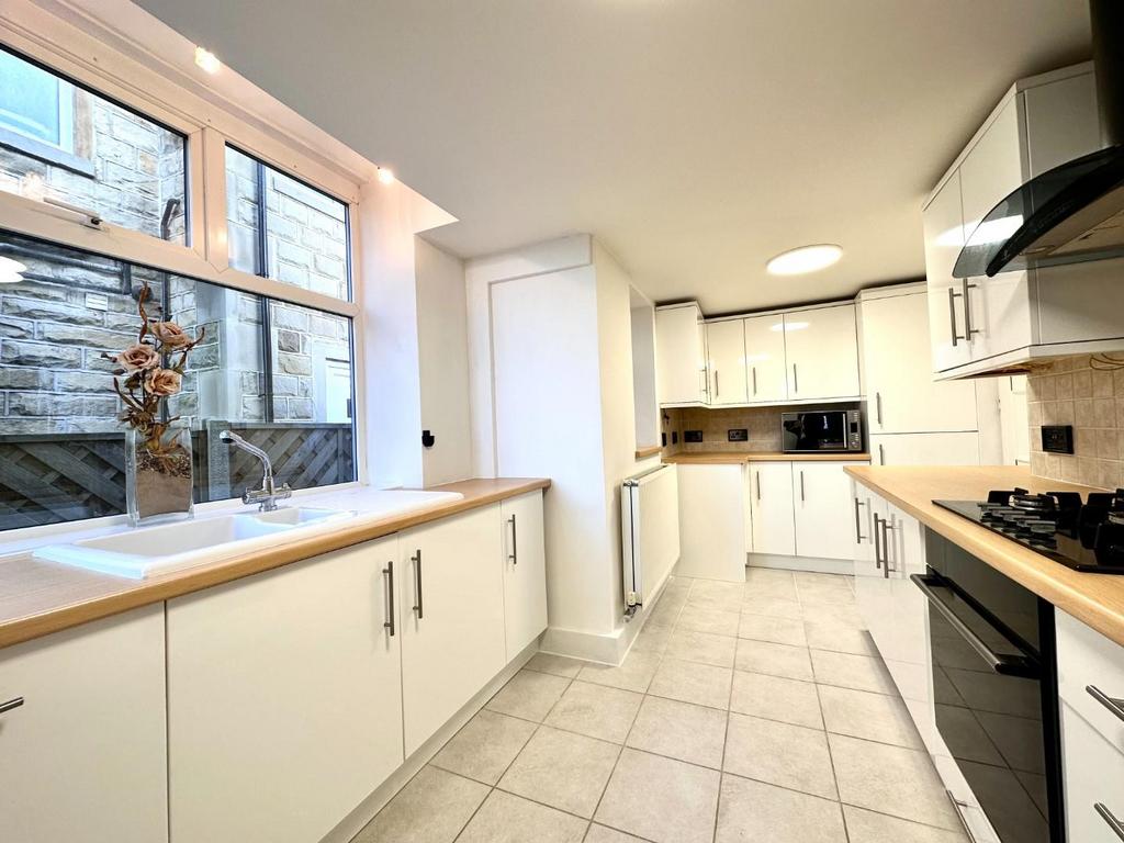 Marsden Road, Burnley 3 bed semidetached house for sale £250,000