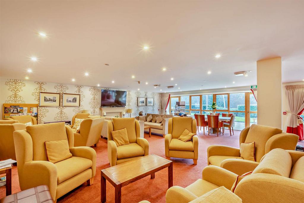 Homeowners Lounge