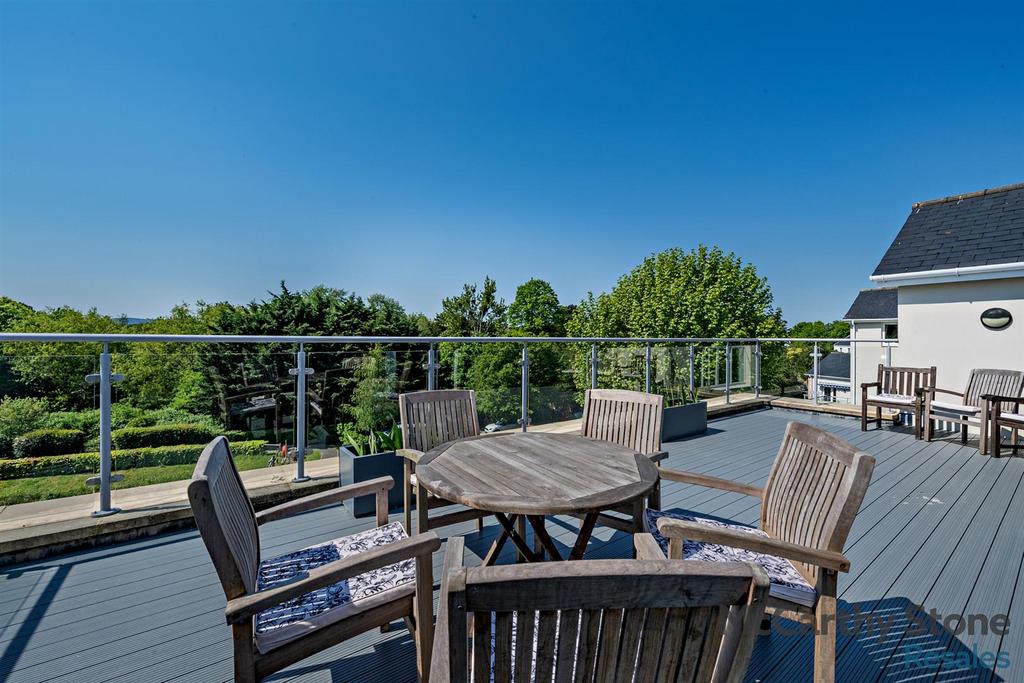 Communal Deck
