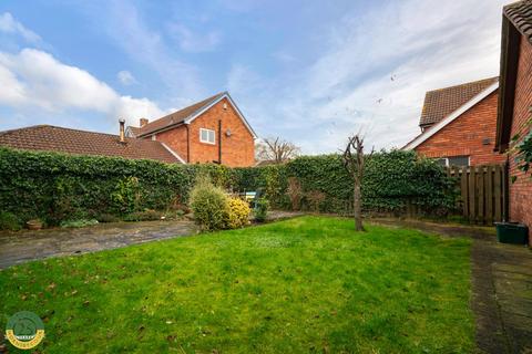 34 Airedale Avenue, Tickhill, Doncaster, DN11 9UD