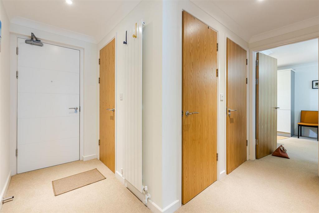 A16 - Dartmouth, Flat 1 Westwater Court - 231220.j