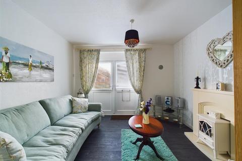 2 bedroom flat for sale, Carnaby Covert Lane, Carnaby, Bridlington