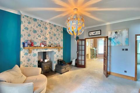 29 Buxton Road, Furness Vale, High Peak, SK23 7PQ
