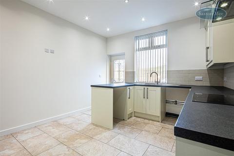 12 Lancaster Road, Stocksbridge, Sheffield, S36 1DB