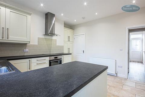 12 Lancaster Road, Stocksbridge, Sheffield, S36 1DB