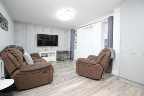 2 bedroom apartment for sale - Sandringham Court, Chester Le Street