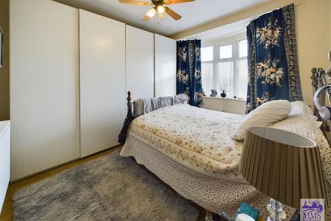 40 Cuxton Road, Rochester, ME2 2DA