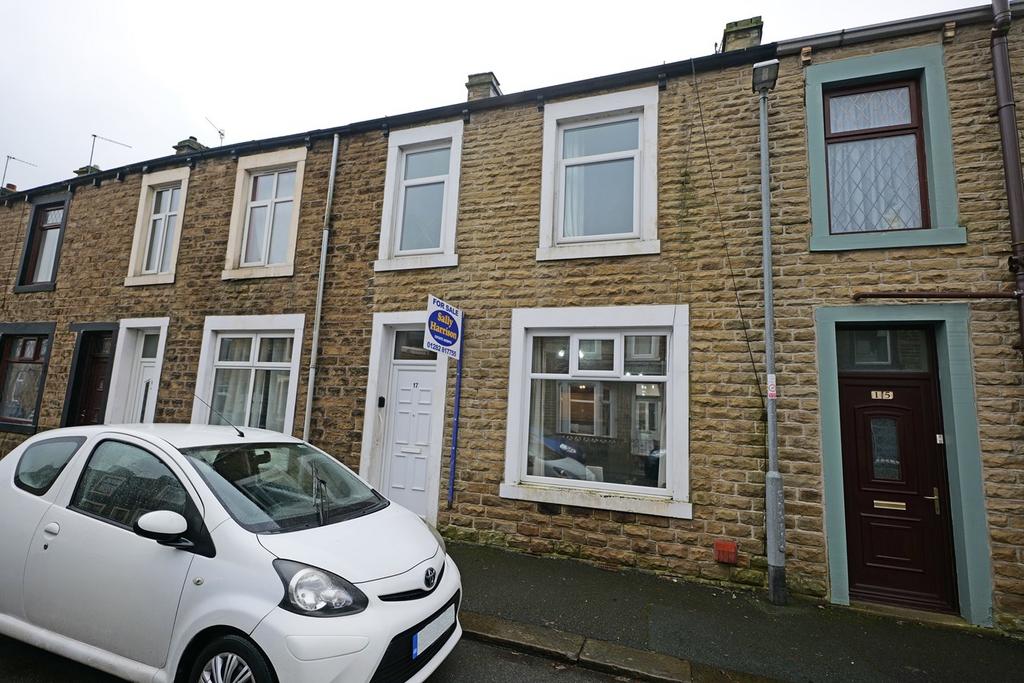 Lincoln Road, Earby, BB18 3 bed terraced house for sale £99,950