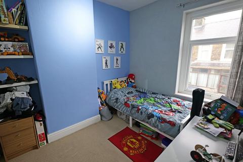 17 Lincoln Road, Earby, Barnoldswick, BB18 6QE