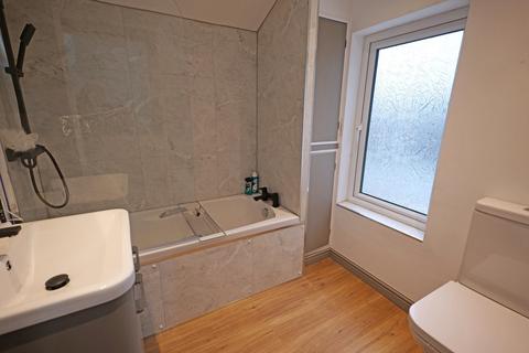 17 Lincoln Road, Earby, Barnoldswick, BB18 6QE