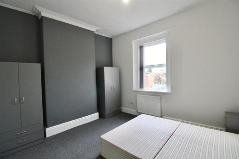 2 bedroom house to rent - Albert Avenue, Anlaby Road