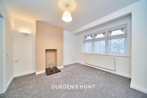 145 Upper Rainham Road, Hornchurch, RM12 4ES