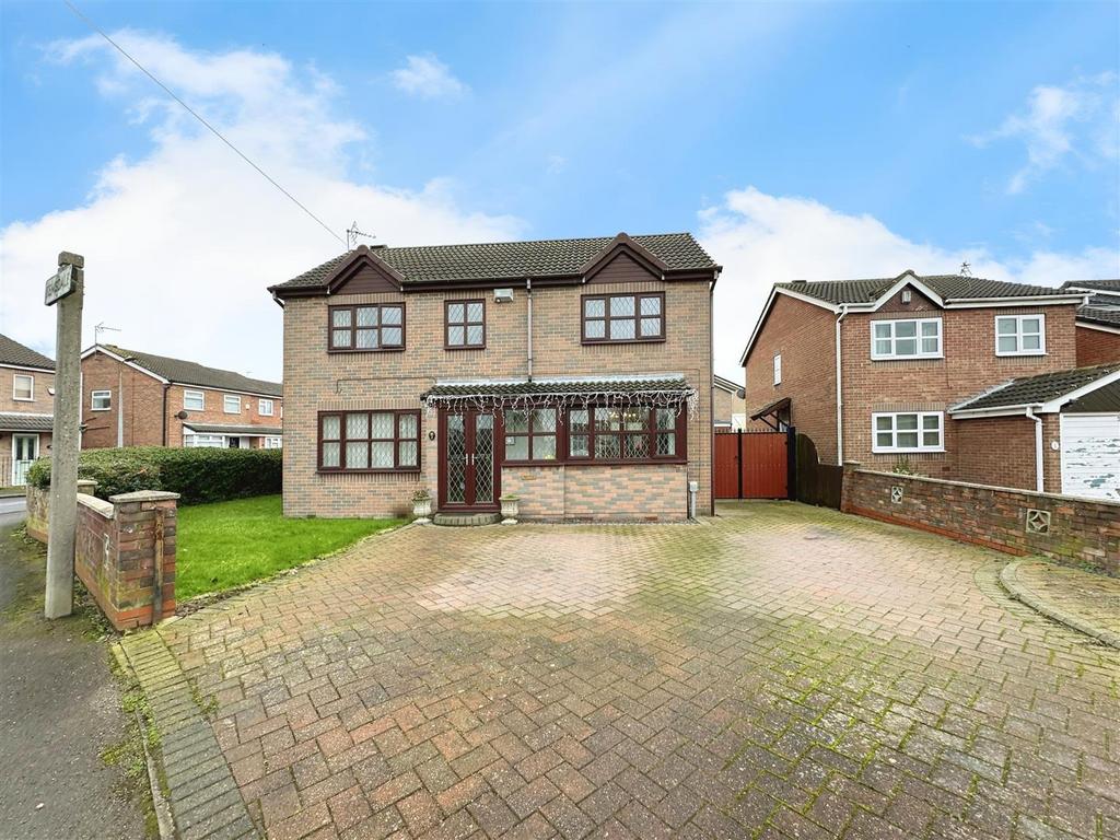 Temsdale, Hull HU7 4 bed detached house for sale £270,000