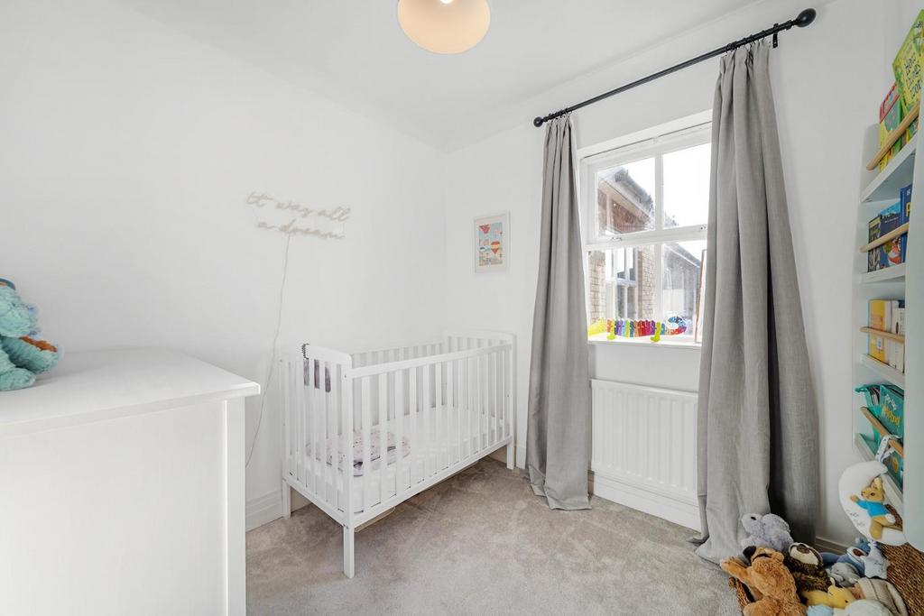 Bedroom 2.JPG