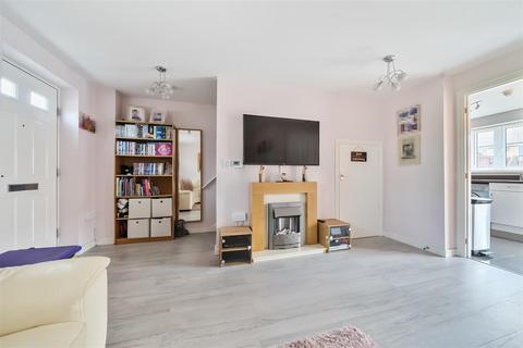 5 Bishop Close, Margate, CT9 4FP
