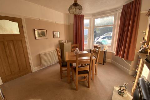 43 Cecil Road, Gowerton, Swansea, SA4 3DF