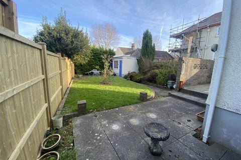 43 Cecil Road, Gowerton, Swansea, SA4 3DF
